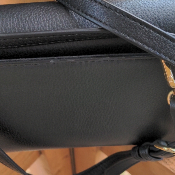 Black Vince Camuto Crossbody Bag - Picture 5 of 5